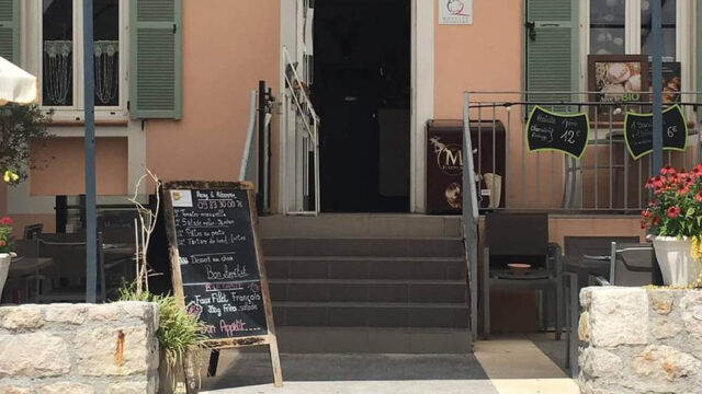 5b0316_0010b94f969f4710a15606c2734951d1~mv2