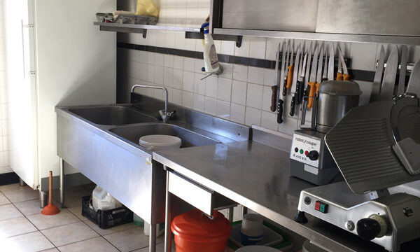 914a3d_a9887446fe894693863a235fceec0761~mv2